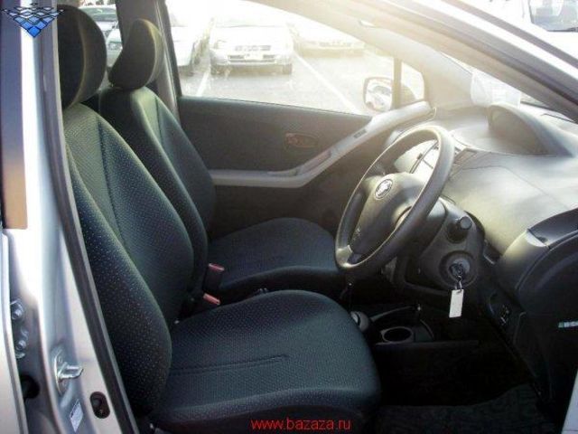 2005 Toyota Vitz