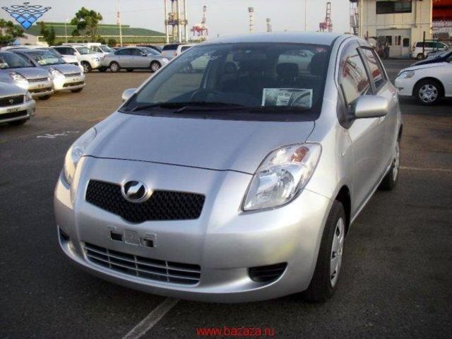 2005 Toyota Vitz