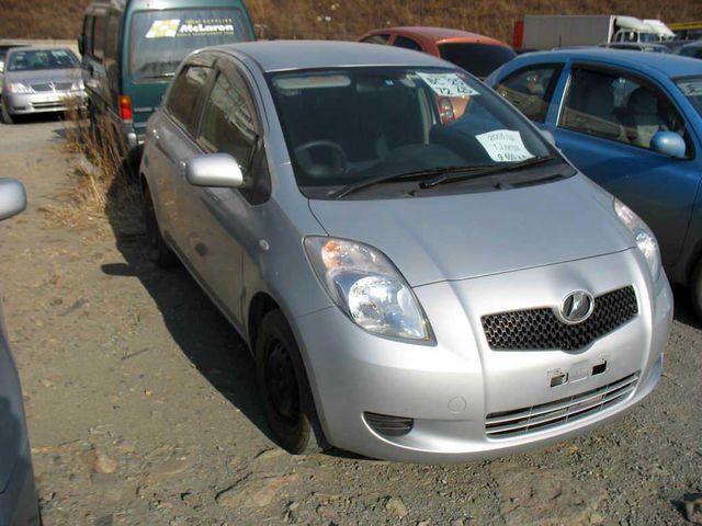 2005 Toyota Vitz