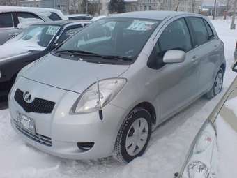 2005 Toyota Vitz