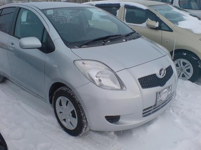 2005 Toyota Vitz