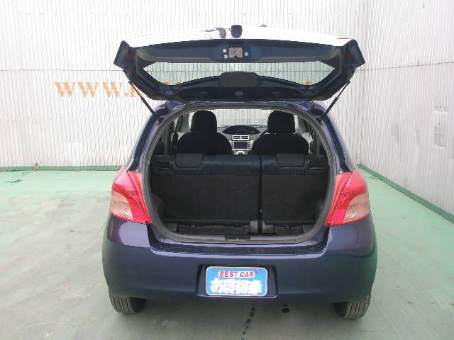 2005 Toyota Vitz