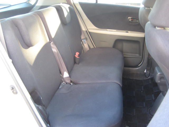 2005 Toyota Vitz