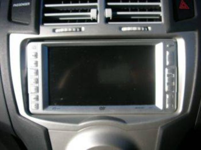 2005 Toyota Vitz