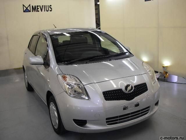 2005 Toyota Vitz