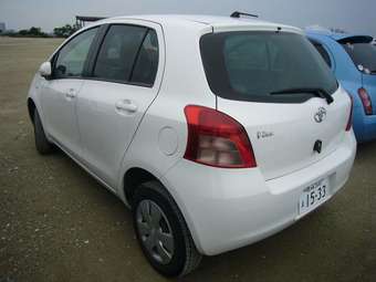 2005 Vitz