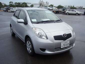 2005 Toyota Vitz