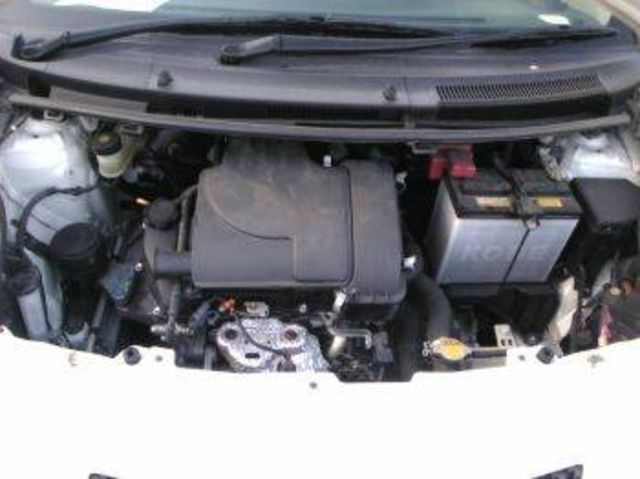 2005 Toyota Vitz
