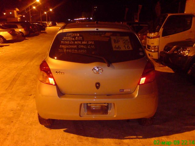 2005 Toyota Vitz