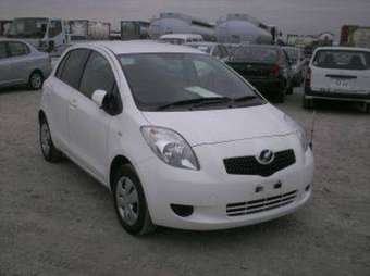 2005 Toyota Vitz