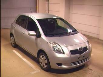 2005 Toyota Vitz