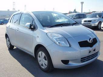 2005 Toyota Vitz