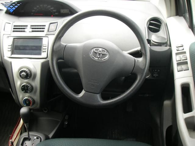 2005 Toyota Vitz