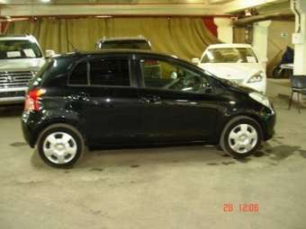 2005 Vitz