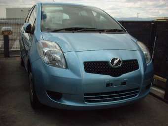 2005 Toyota Vitz