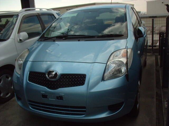 2005 Toyota Vitz