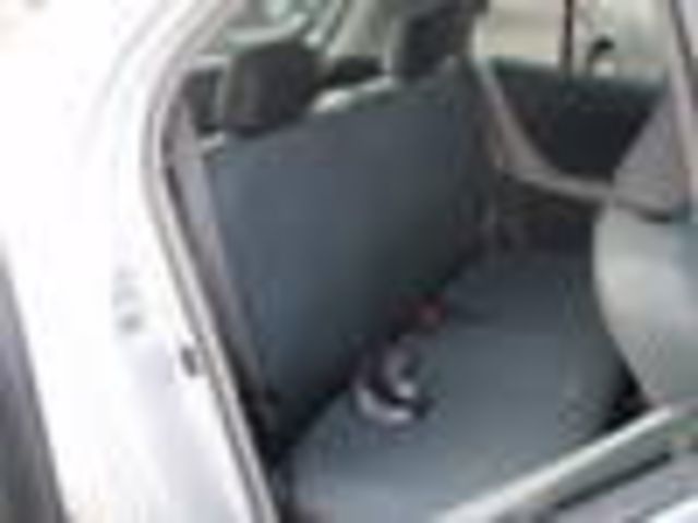 2005 Toyota Vitz