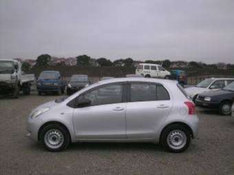 2005 Toyota Vitz Pictures
