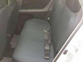 2005 Toyota Vitz Pictures