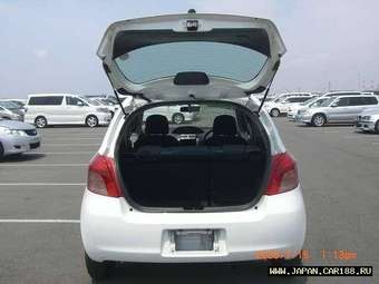 2005 Toyota Vitz Pictures