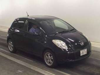 2005 Toyota Vitz Pictures