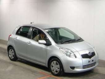 2005 Toyota Vitz Pictures