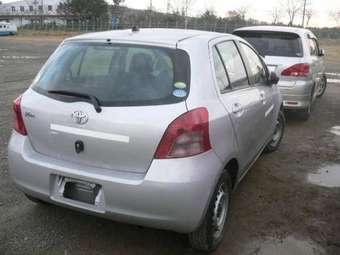 2005 Toyota Vitz Pictures