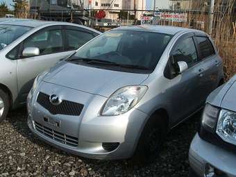 2005 Toyota Vitz Pictures