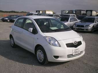 2005 Toyota Vitz Pictures