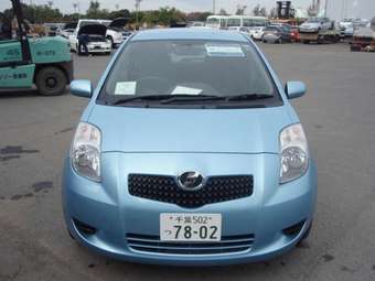 2005 Toyota Vitz Pictures