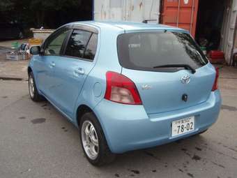 2005 Toyota Vitz Pictures