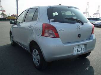 2005 Toyota Vitz Pictures