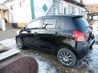2005 Toyota Vitz Pictures