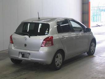 2005 Toyota Vitz Pictures