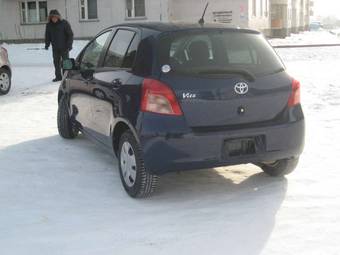 2005 Toyota Vitz Pictures