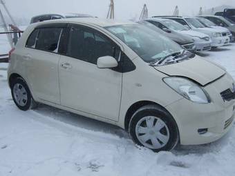 2005 Toyota Vitz Pictures