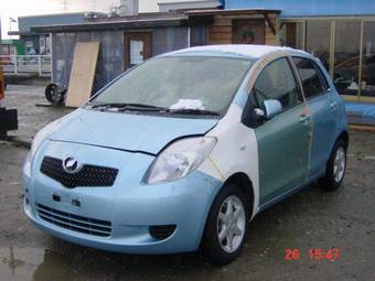 2005 Toyota Vitz Pictures