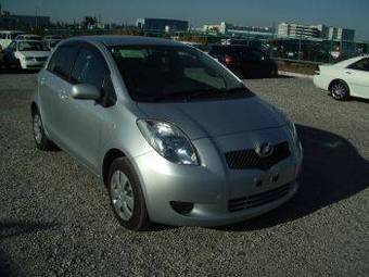 2005 Toyota Vitz Pictures