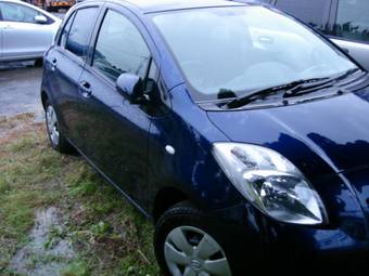 2005 Toyota Vitz Pictures