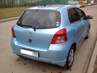 2005 Toyota Vitz Wallpapers