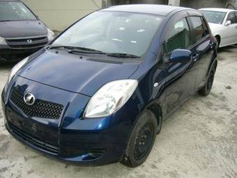 2005 Toyota Vitz Pictures