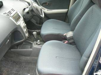 2005 Toyota Vitz Pictures