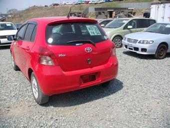 2005 Toyota Vitz Pictures