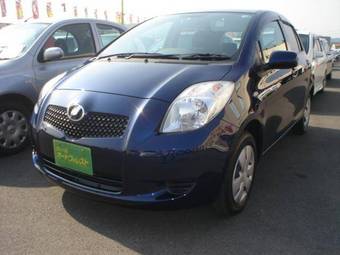 2005 Toyota Vitz Pictures