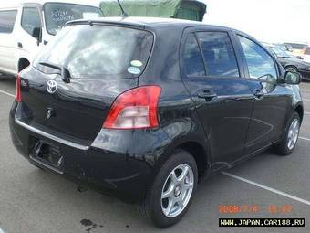 2005 Toyota Vitz Pictures