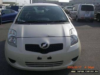2005 Toyota Vitz Pictures