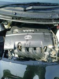 2005 Toyota Vitz Pics