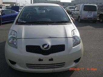 2005 Toyota Vitz Pictures
