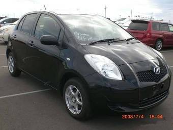 2005 Toyota Vitz Pictures
