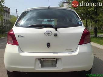 2005 Toyota Vitz Pictures